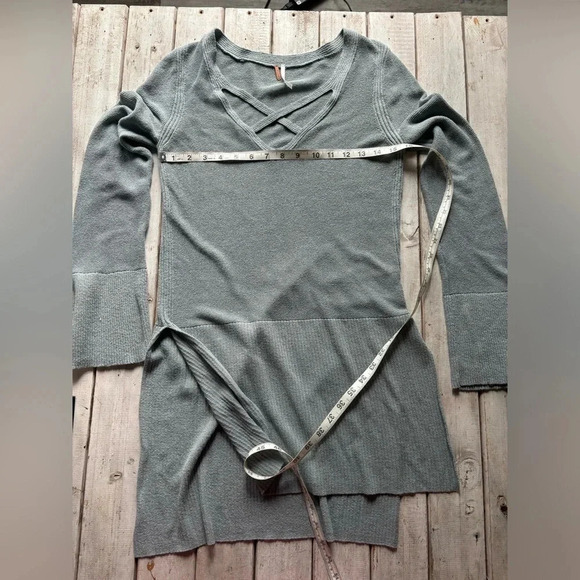 Free People | bell sleeve | tunic | cross front | long sleeve sweater | small - Picture 4 of 13